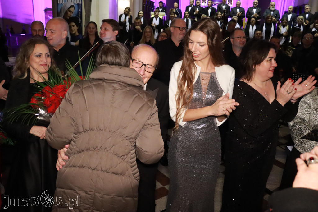 Fotorelacja IV: III Festiwal Wiesława Ochmana w Zawierciu - Koncert w Bazylice
