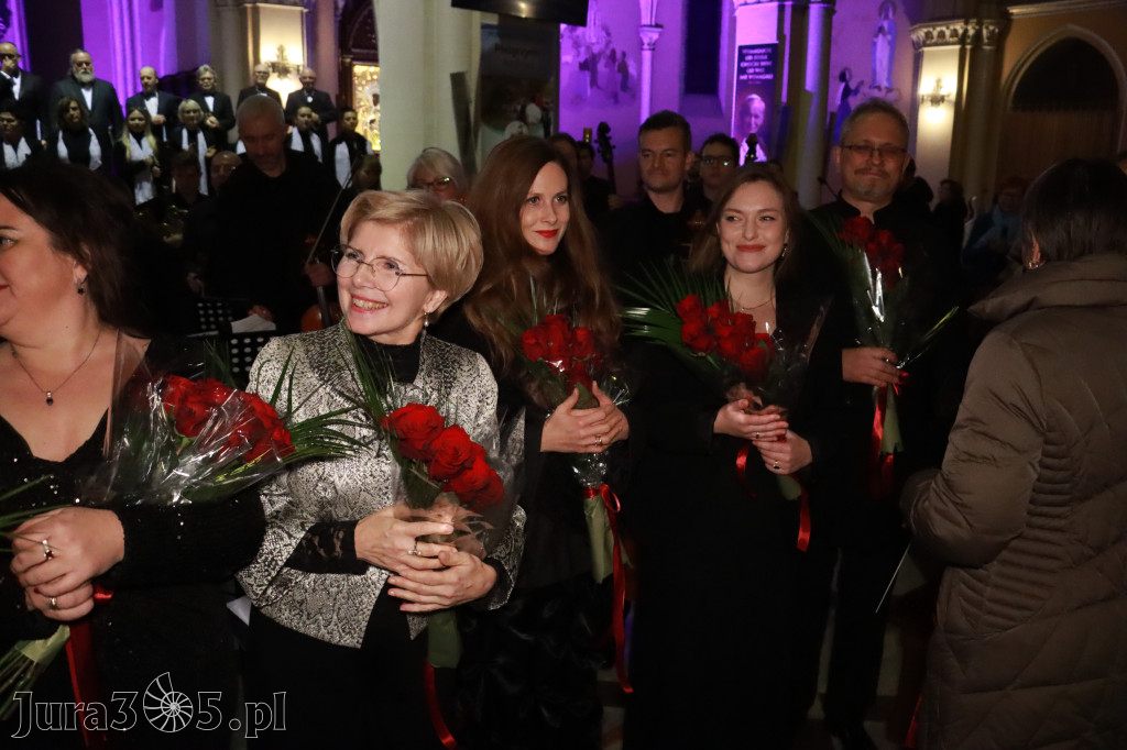 Fotorelacja IV: III Festiwal Wiesława Ochmana w Zawierciu - Koncert w Bazylice