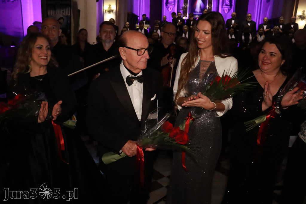 Fotorelacja IV: III Festiwal Wiesława Ochmana w Zawierciu - Koncert w Bazylice
