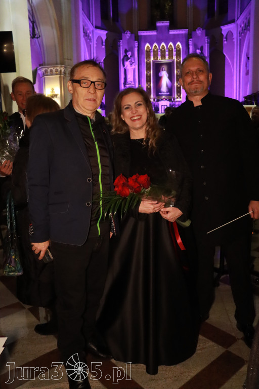 Fotorelacja IV: III Festiwal Wiesława Ochmana w Zawierciu - Koncert w Bazylice
