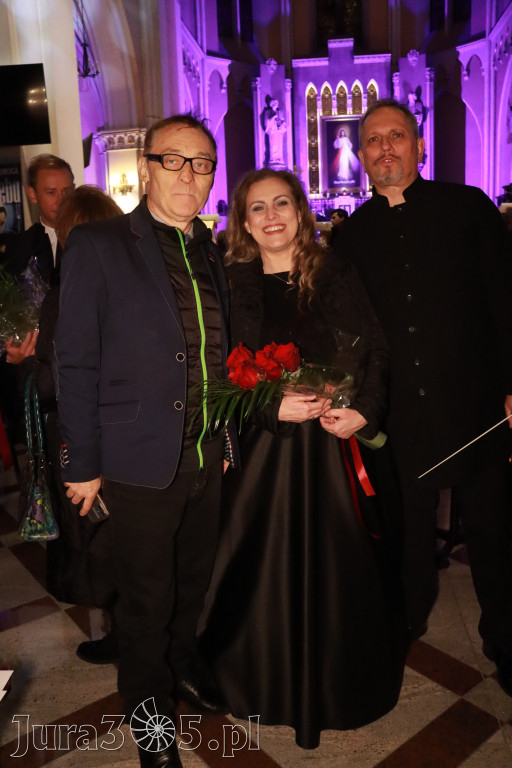 Fotorelacja IV: III Festiwal Wiesława Ochmana w Zawierciu - Koncert w Bazylice