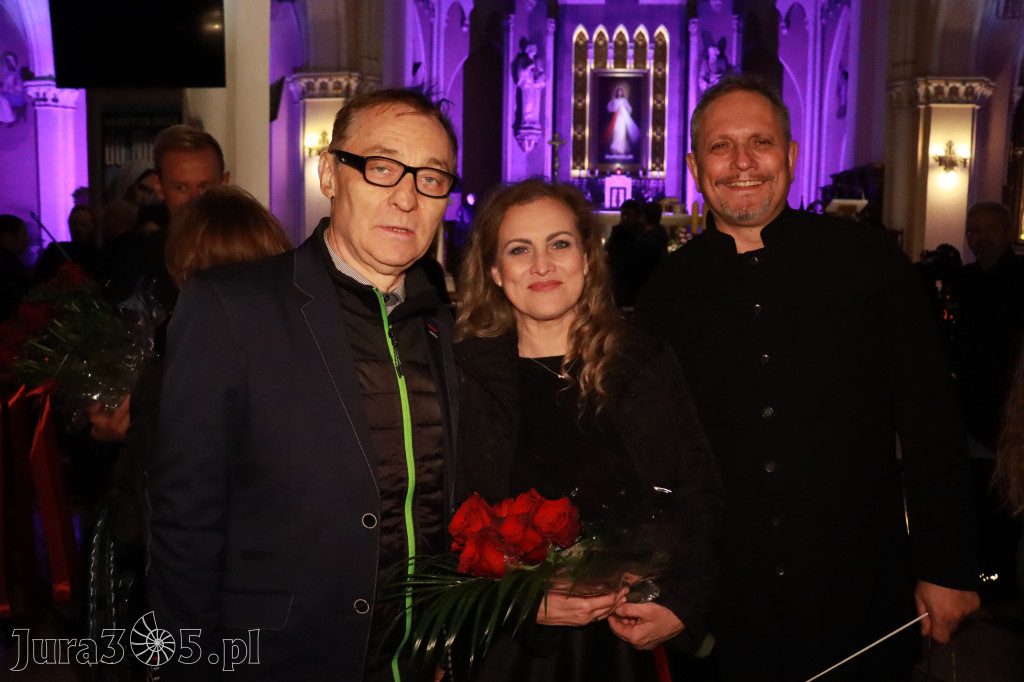 Fotorelacja IV: III Festiwal Wiesława Ochmana w Zawierciu - Koncert w Bazylice