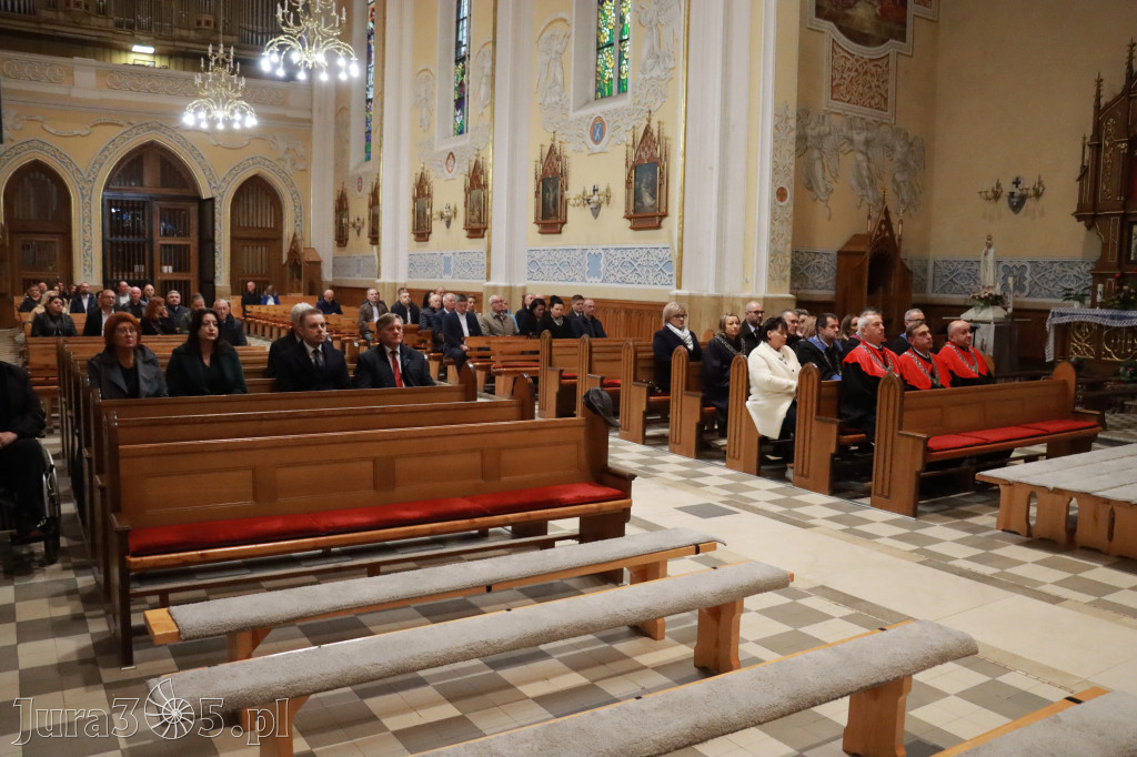Fotorelacja I: Jubileusz 60-lecia CECH RZEMIOSŁ RÓŻNYCH MAŁEJ I ŚREDNIEJ PRZEDSIĘBIORCZOŚCI w Myszkowie