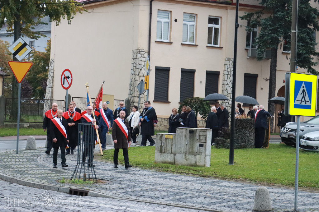 Fotorelacja I: Jubileusz 60-lecia CECH RZEMIOSŁ RÓŻNYCH MAŁEJ I ŚREDNIEJ PRZEDSIĘBIORCZOŚCI w Myszkowie