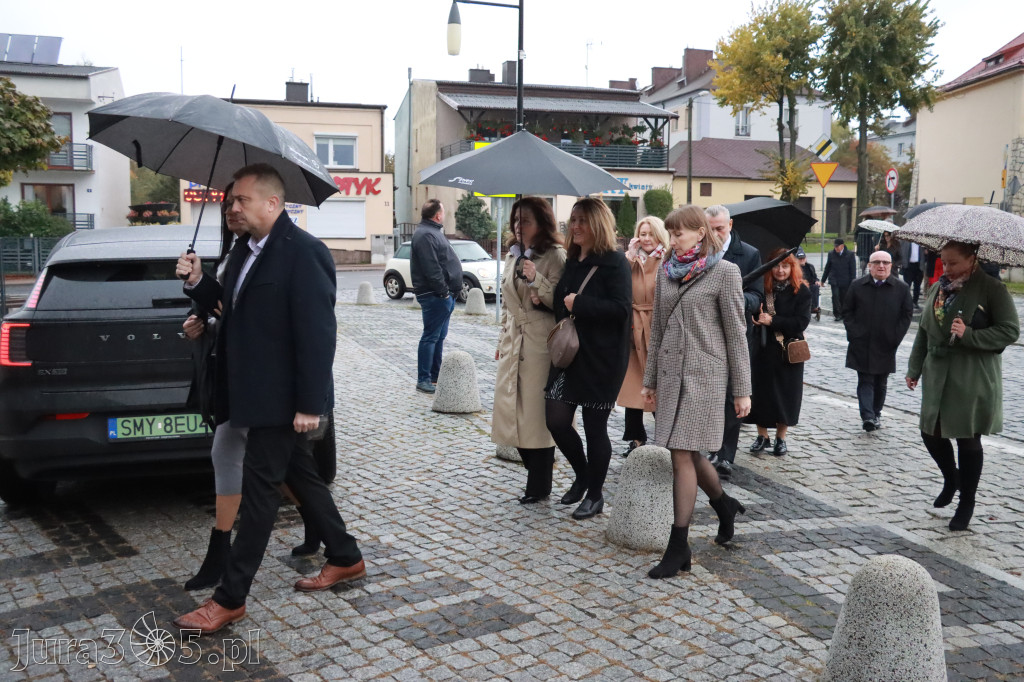 Fotorelacja I: Jubileusz 60-lecia CECH RZEMIOSŁ RÓŻNYCH MAŁEJ I ŚREDNIEJ PRZEDSIĘBIORCZOŚCI w Myszkowie