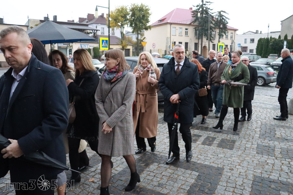 Fotorelacja I: Jubileusz 60-lecia CECH RZEMIOSŁ RÓŻNYCH MAŁEJ I ŚREDNIEJ PRZEDSIĘBIORCZOŚCI w Myszkowie