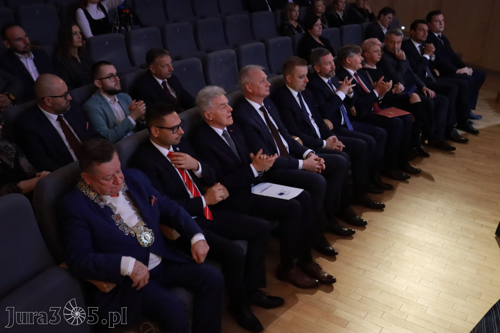 Fotorelacja I: Jubileusz 60-lecia CECH RZEMIOSŁ RÓŻNYCH MAŁEJ I ŚREDNIEJ PRZEDSIĘBIORCZOŚCI w Myszkowie