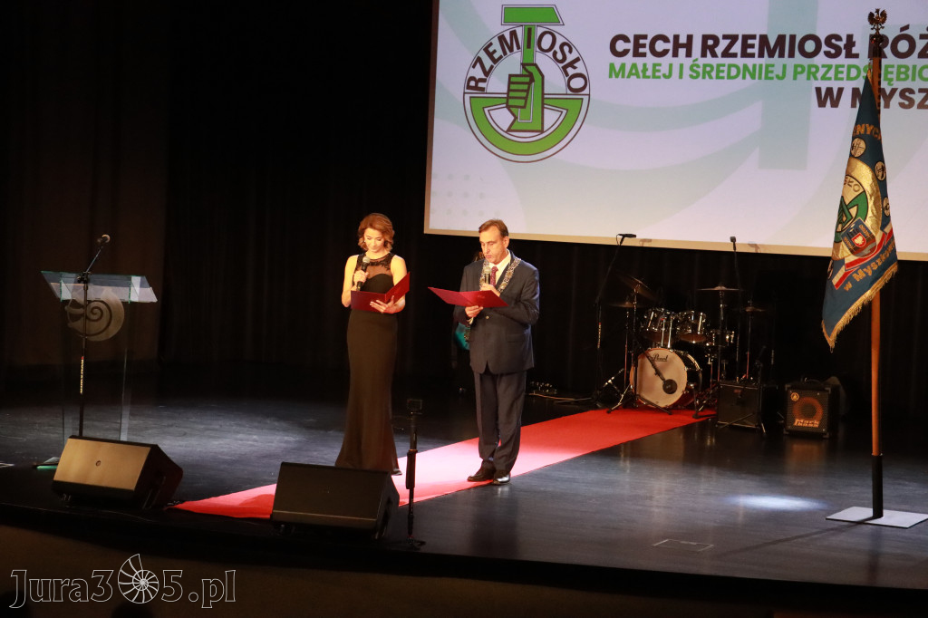 Fotorelacja I: Jubileusz 60-lecia CECH RZEMIOSŁ RÓŻNYCH MAŁEJ I ŚREDNIEJ PRZEDSIĘBIORCZOŚCI w Myszkowie
