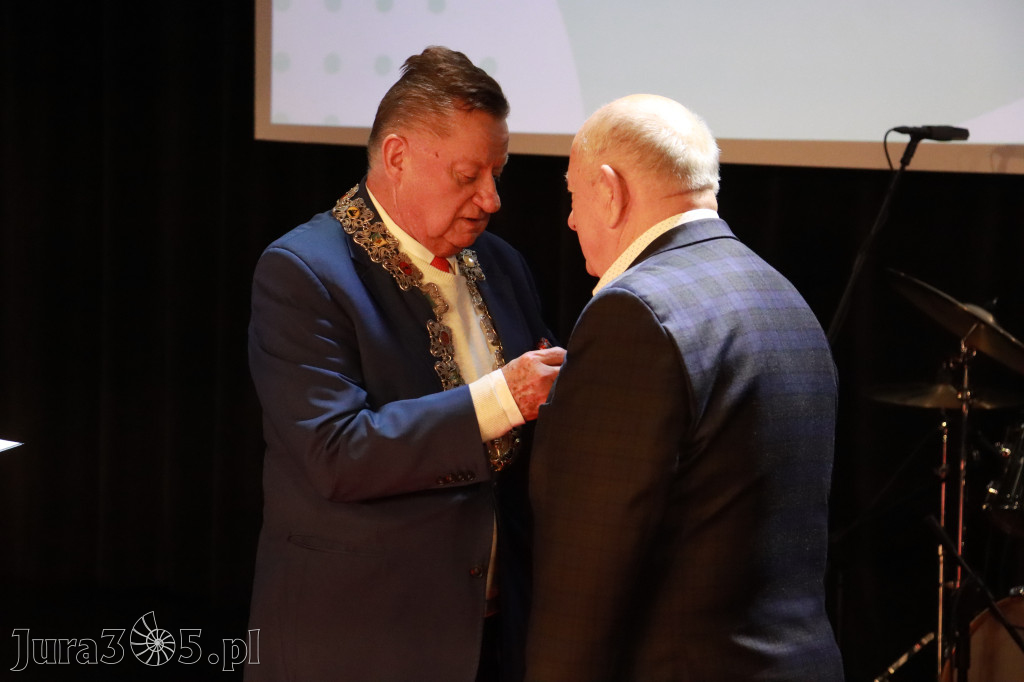 Fotorelacja I: Jubileusz 60-lecia CECH RZEMIOSŁ RÓŻNYCH MAŁEJ I ŚREDNIEJ PRZEDSIĘBIORCZOŚCI w Myszkowie