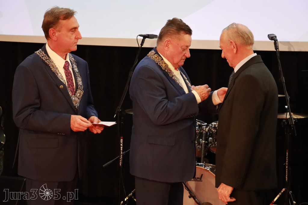 Fotorelacja I: Jubileusz 60-lecia CECH RZEMIOSŁ RÓŻNYCH MAŁEJ I ŚREDNIEJ PRZEDSIĘBIORCZOŚCI w Myszkowie