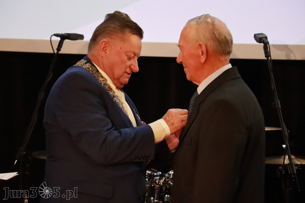 Fotorelacja I: Jubileusz 60-lecia CECH RZEMIOSŁ RÓŻNYCH MAŁEJ I ŚREDNIEJ PRZEDSIĘBIORCZOŚCI w Myszkowie