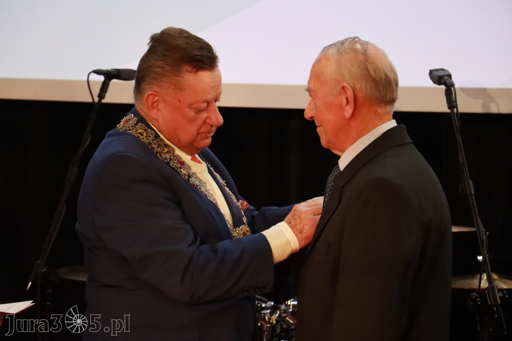Fotorelacja I: Jubileusz 60-lecia CECH RZEMIOSŁ RÓŻNYCH MAŁEJ I ŚREDNIEJ PRZEDSIĘBIORCZOŚCI w Myszkowie