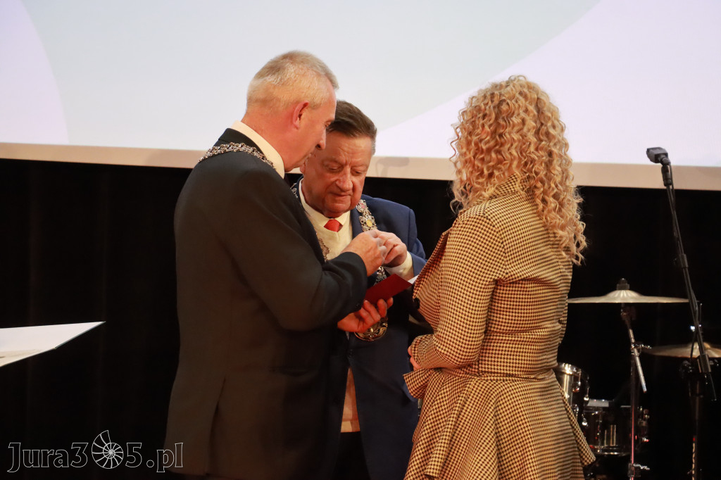 Fotorelacja I: Jubileusz 60-lecia CECH RZEMIOSŁ RÓŻNYCH MAŁEJ I ŚREDNIEJ PRZEDSIĘBIORCZOŚCI w Myszkowie