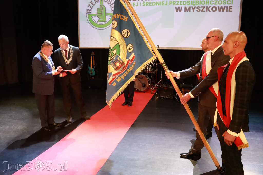 Fotorelacja II: Jubileusz 60-lecia CECH RZEMIOSŁ RÓŻNYCH MAŁEJ I ŚREDNIEJ PRZEDSIĘBIORCZOŚCI w Myszkowie