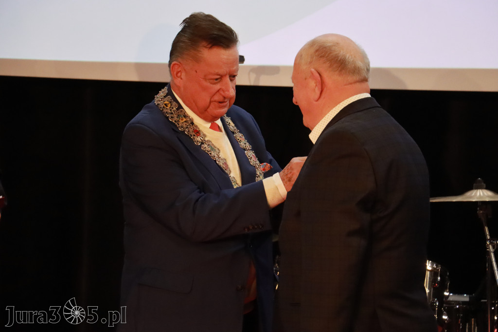 Fotorelacja II: Jubileusz 60-lecia CECH RZEMIOSŁ RÓŻNYCH MAŁEJ I ŚREDNIEJ PRZEDSIĘBIORCZOŚCI w Myszkowie