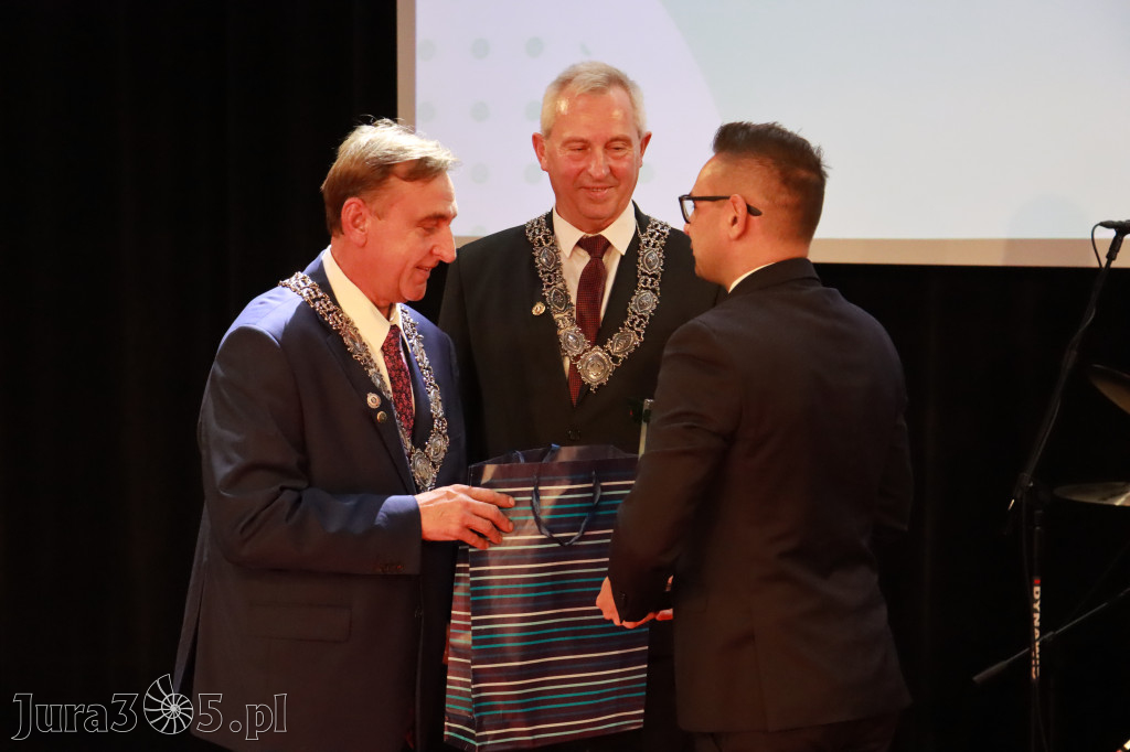 Fotorelacja II: Jubileusz 60-lecia CECH RZEMIOSŁ RÓŻNYCH MAŁEJ I ŚREDNIEJ PRZEDSIĘBIORCZOŚCI w Myszkowie