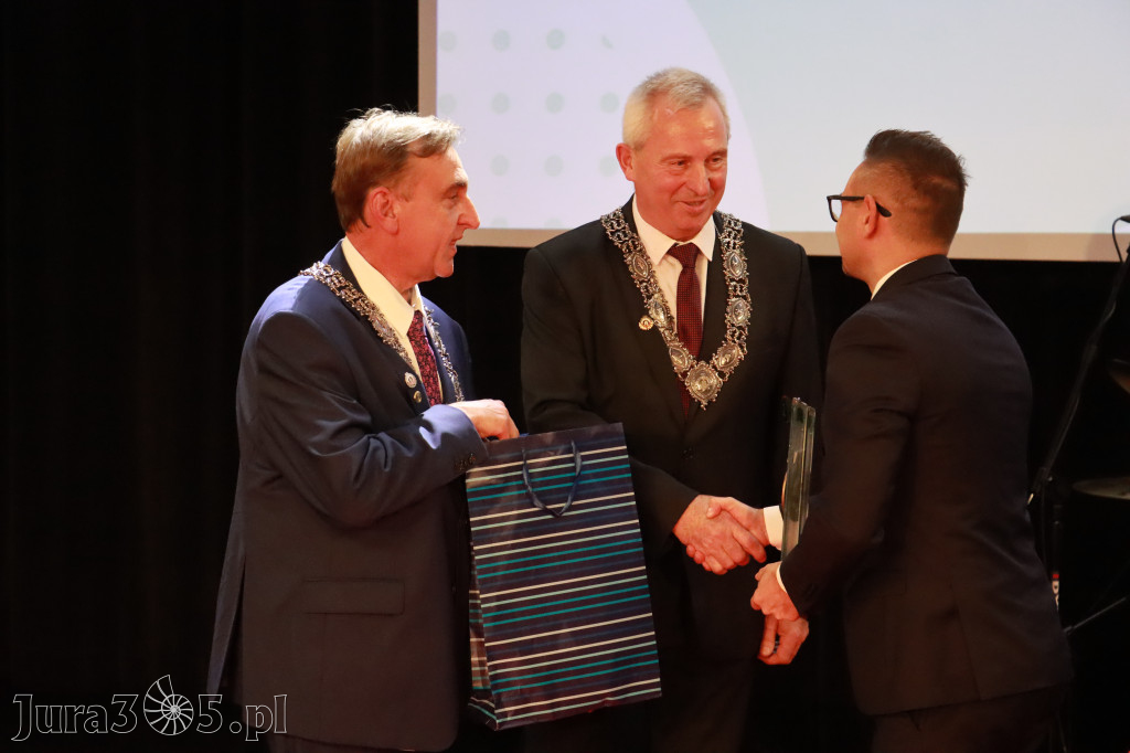 Fotorelacja II: Jubileusz 60-lecia CECH RZEMIOSŁ RÓŻNYCH MAŁEJ I ŚREDNIEJ PRZEDSIĘBIORCZOŚCI w Myszkowie