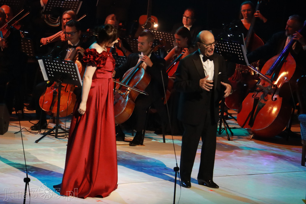 Fotorelacja VIII: III Festiwal Wiesława Ochmana w Zawierciu - Gala Finałowa