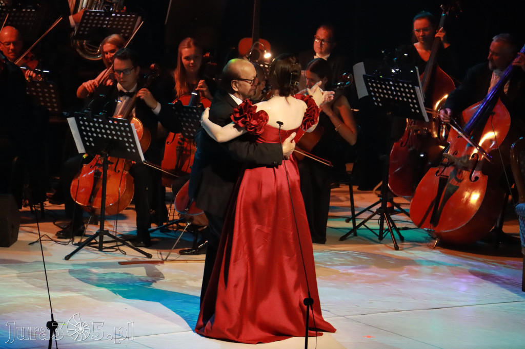 Fotorelacja VIII: III Festiwal Wiesława Ochmana w Zawierciu - Gala Finałowa