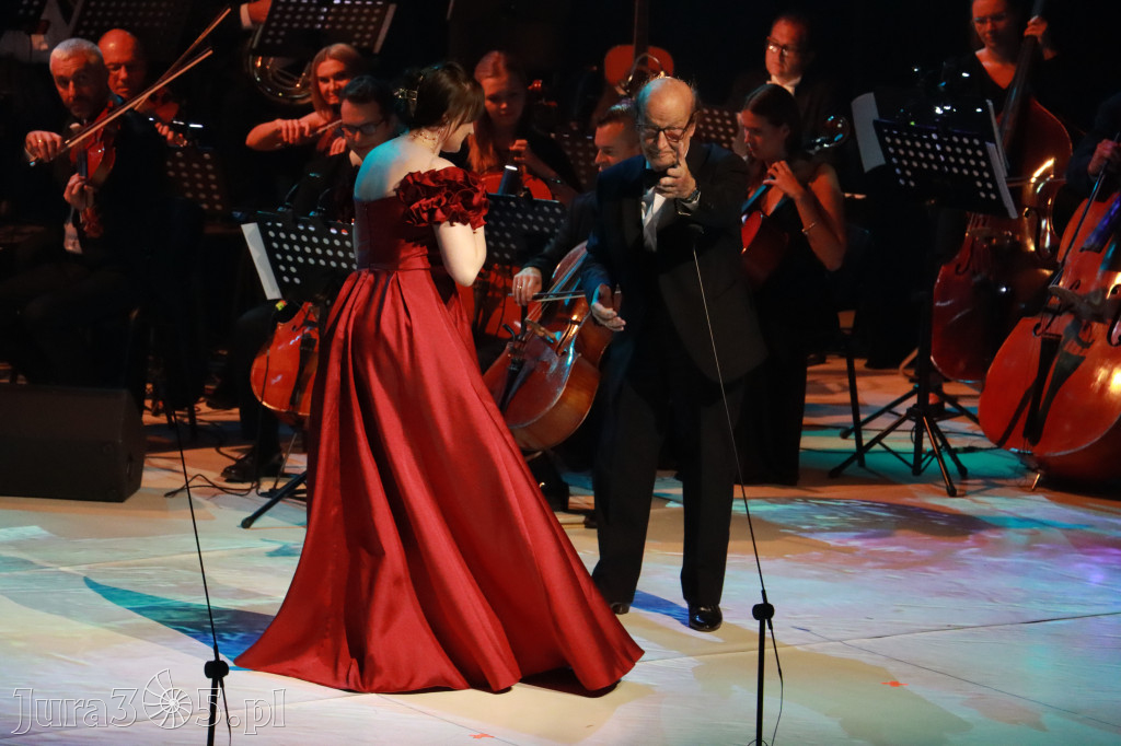 Fotorelacja VIII: III Festiwal Wiesława Ochmana w Zawierciu - Gala Finałowa