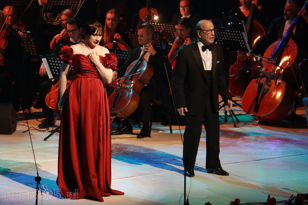 Fotorelacja VIII: III Festiwal Wiesława Ochmana w Zawierciu - Gala Finałowa