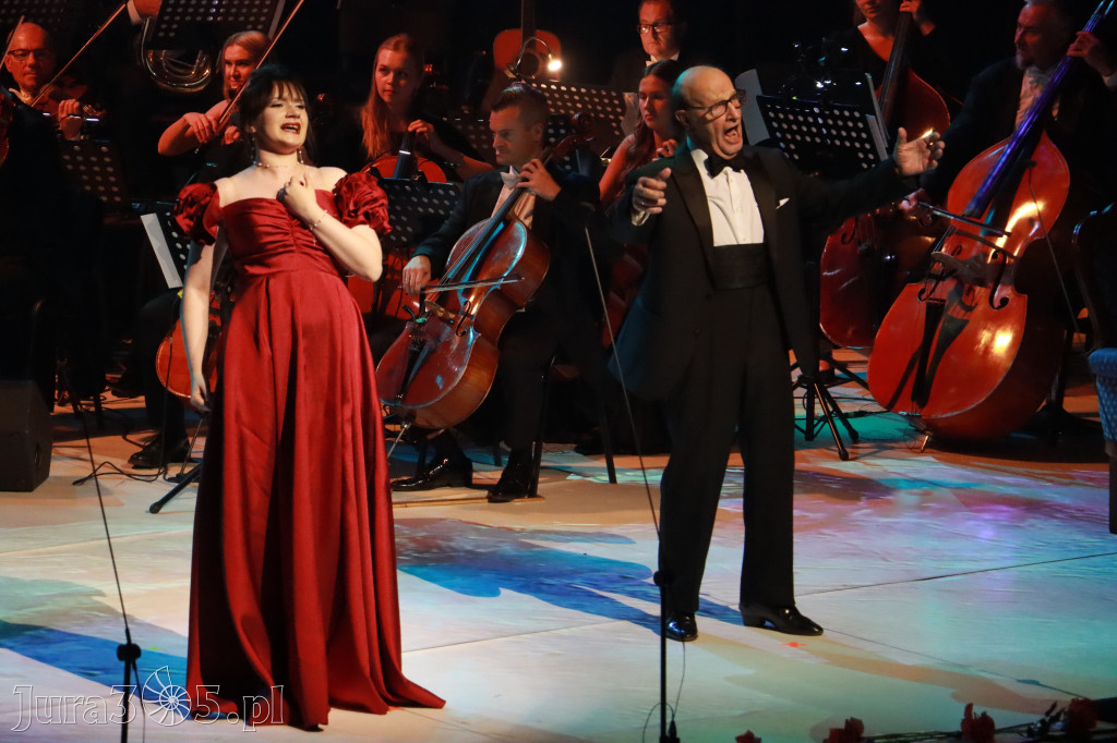 Fotorelacja VIII: III Festiwal Wiesława Ochmana w Zawierciu - Gala Finałowa