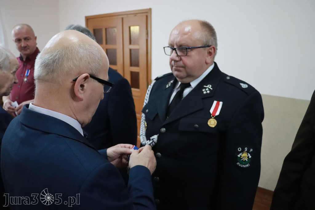 Fotorelacja I: 20-lecie zawierciańskiego Stowarzyszenia Emerytów i Rencistów Policyjnych
