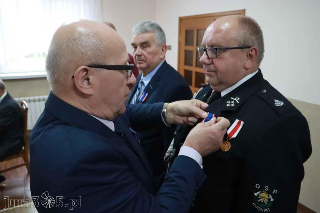 Fotorelacja I: 20-lecie zawierciańskiego Stowarzyszenia Emerytów i Rencistów Policyjnych