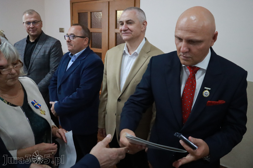 Fotorelacja I: 20-lecie zawierciańskiego Stowarzyszenia Emerytów i Rencistów Policyjnych