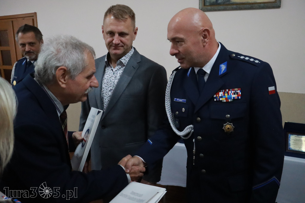 Fotorelacja I: 20-lecie zawierciańskiego Stowarzyszenia Emerytów i Rencistów Policyjnych