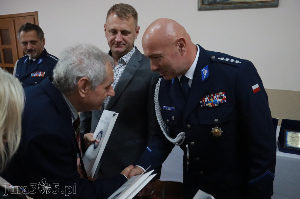Fotorelacja I: 20-lecie zawierciańskiego Stowarzyszenia Emerytów i Rencistów Policyjnych
