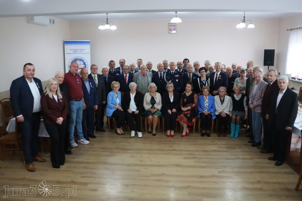 Fotorelacja II: 20-lecie zawierciańskiego Stowarzyszenia Emerytów i Rencistów Policyjnych
