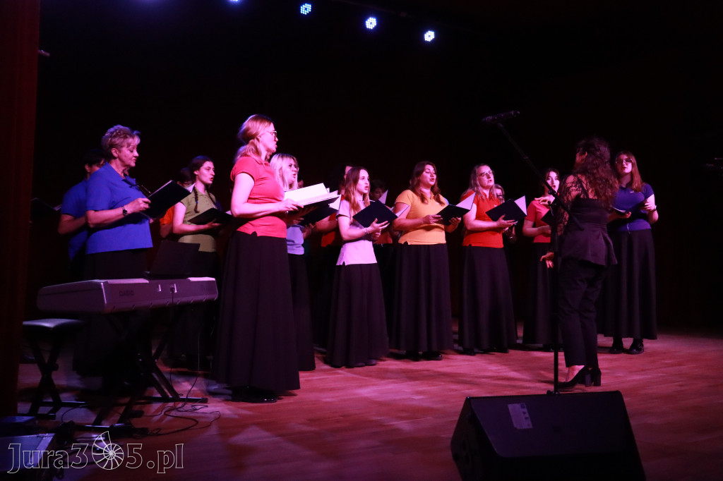 Fotorelacja I: XIV Międzynarodowy Festiwal Chóralnej Pieśni Maryjnej w Koziegłowach