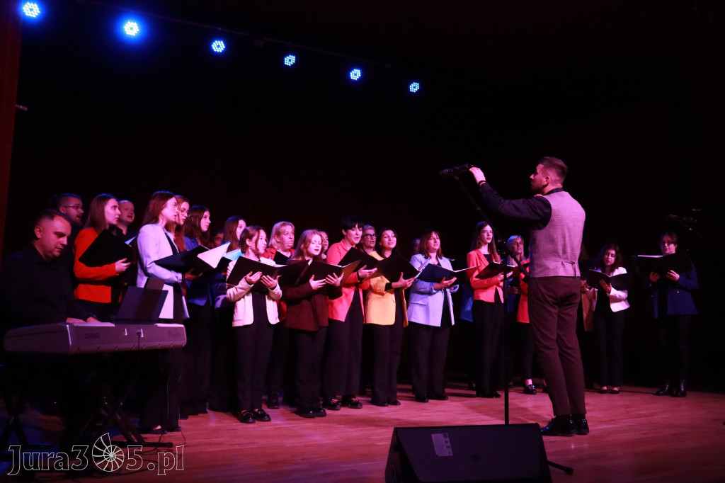 Fotorelacja I: XIV Międzynarodowy Festiwal Chóralnej Pieśni Maryjnej w Koziegłowach