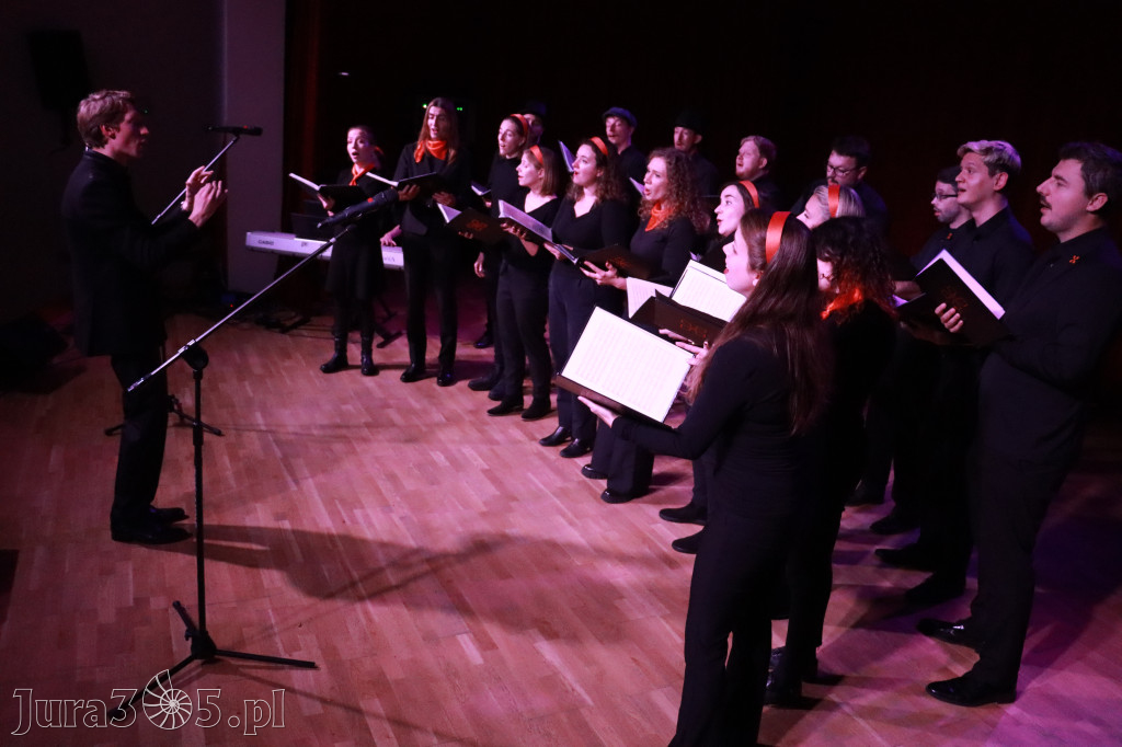 Fotorelacja I: XIV Międzynarodowy Festiwal Chóralnej Pieśni Maryjnej w Koziegłowach