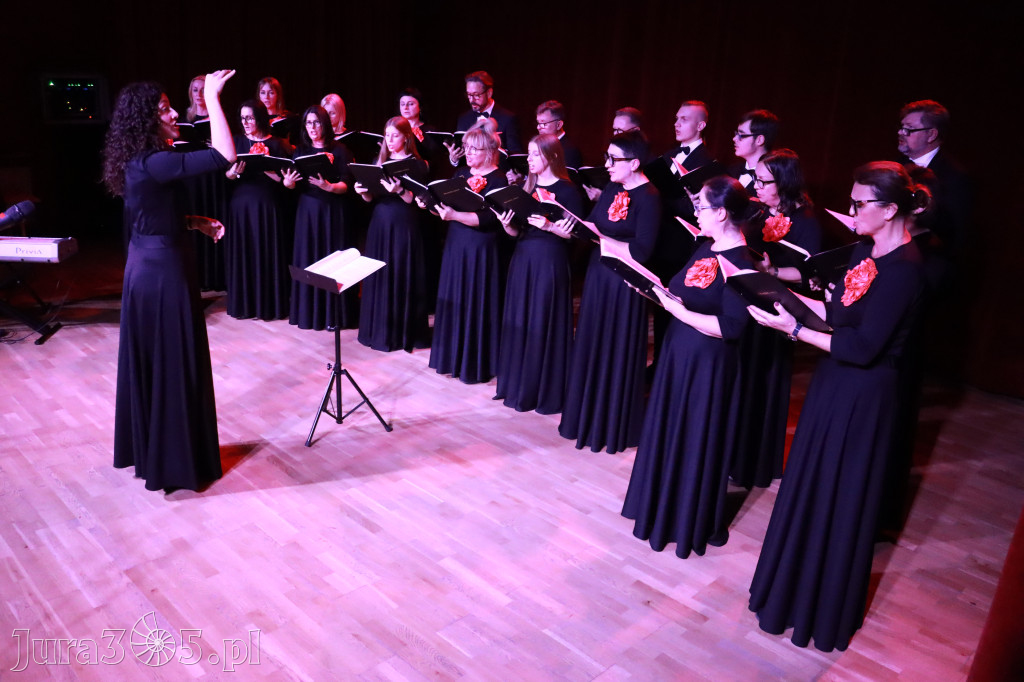Fotorelacja I: XIV Międzynarodowy Festiwal Chóralnej Pieśni Maryjnej w Koziegłowach