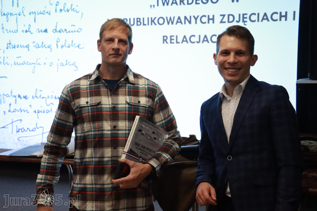 Fotorelacja: ODDZIAŁ GL , PPS , AK TWARDEGO - wykład w MOK Zawiercie