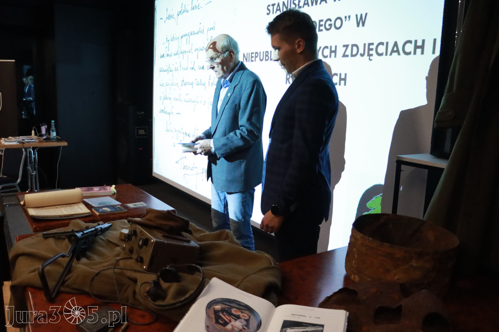 Fotorelacja: ODDZIAŁ GL , PPS , AK TWARDEGO - wykład w MOK Zawiercie