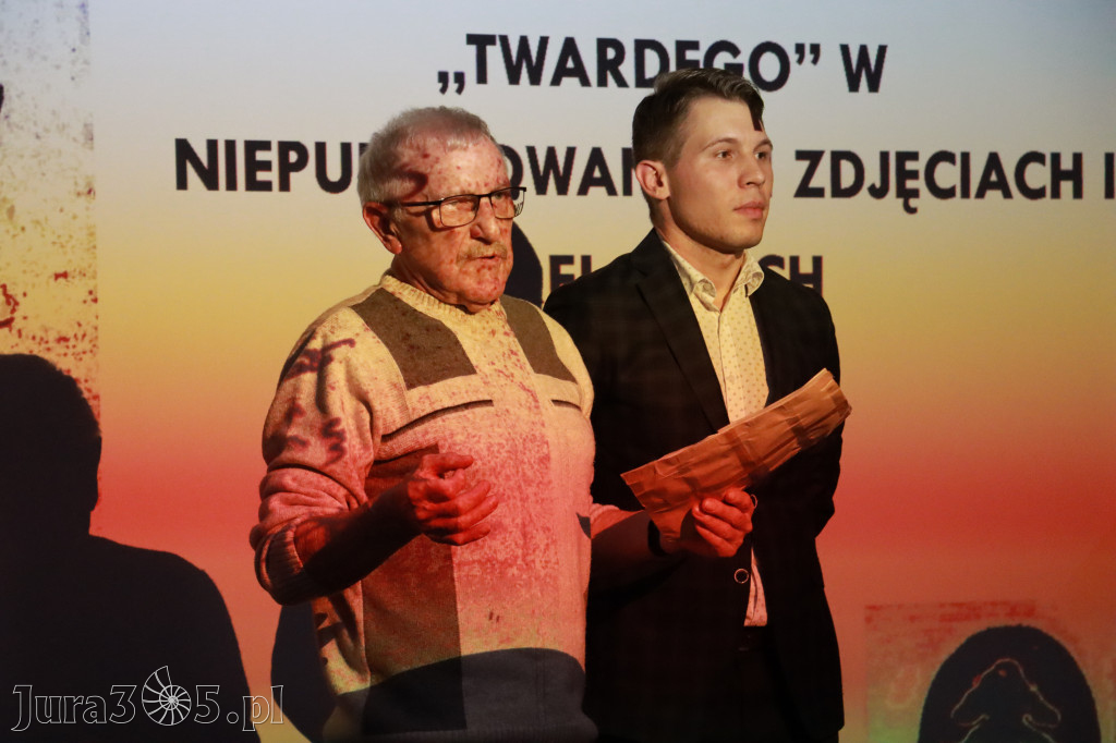 Fotorelacja: ODDZIAŁ GL , PPS , AK TWARDEGO - wykład w MOK Zawiercie