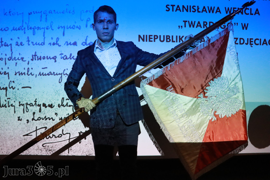 Fotorelacja: ODDZIAŁ GL , PPS , AK TWARDEGO - wykład w MOK Zawiercie