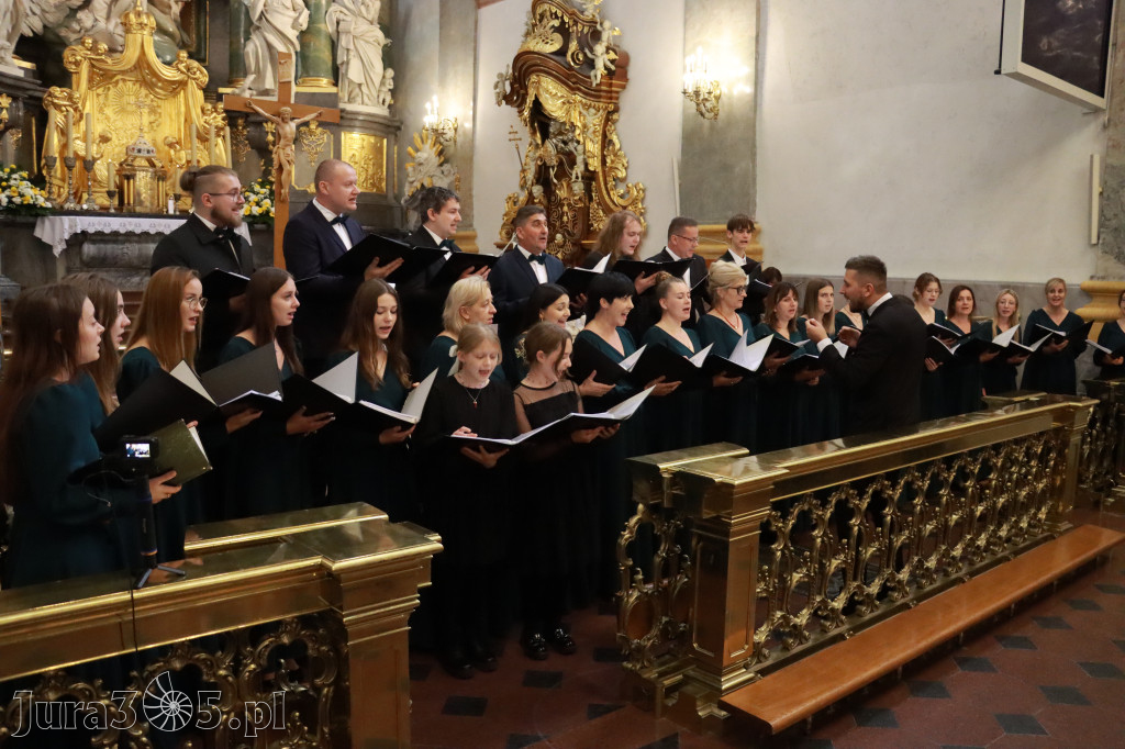 Fotorelacja II: XIV Międzynarodowy Festiwal Chóralnej Pieśni Maryjnej w Koziegłowach