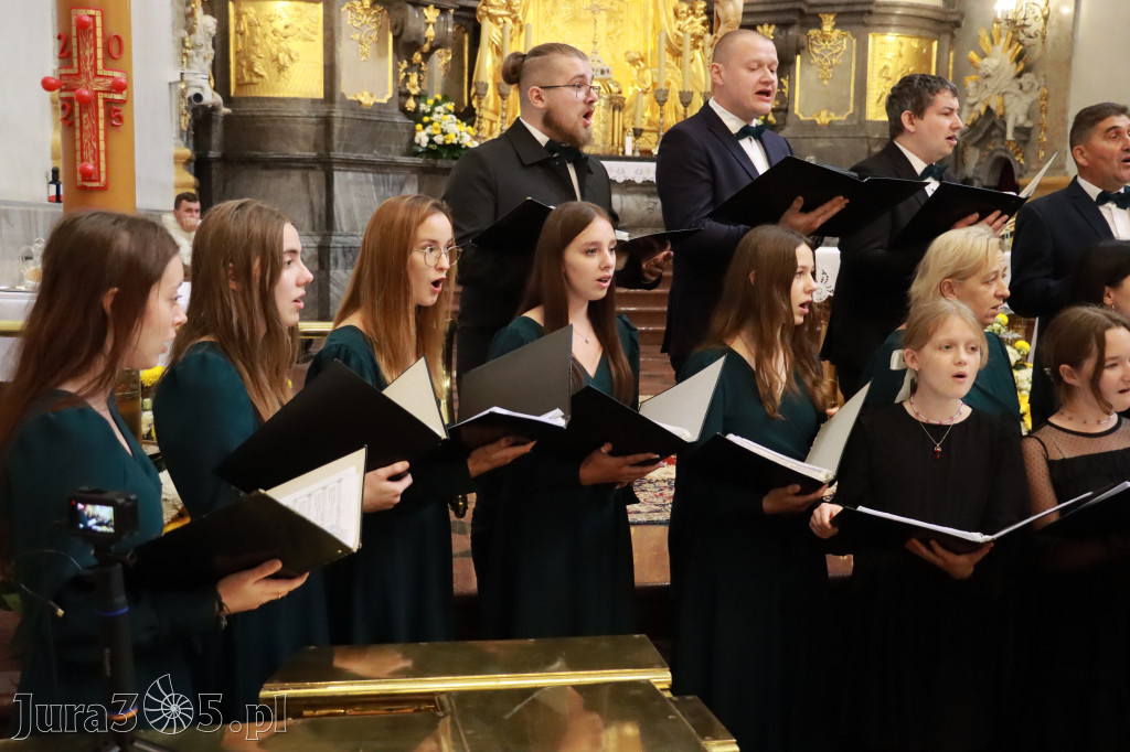 Fotorelacja II: XIV Międzynarodowy Festiwal Chóralnej Pieśni Maryjnej w Koziegłowach