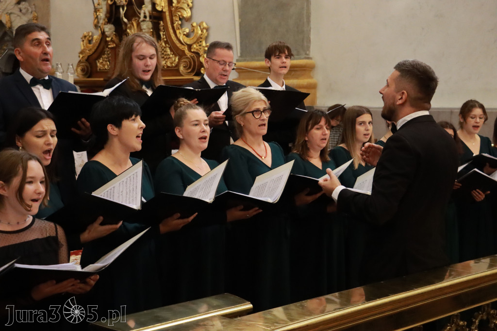 Fotorelacja II: XIV Międzynarodowy Festiwal Chóralnej Pieśni Maryjnej w Koziegłowach