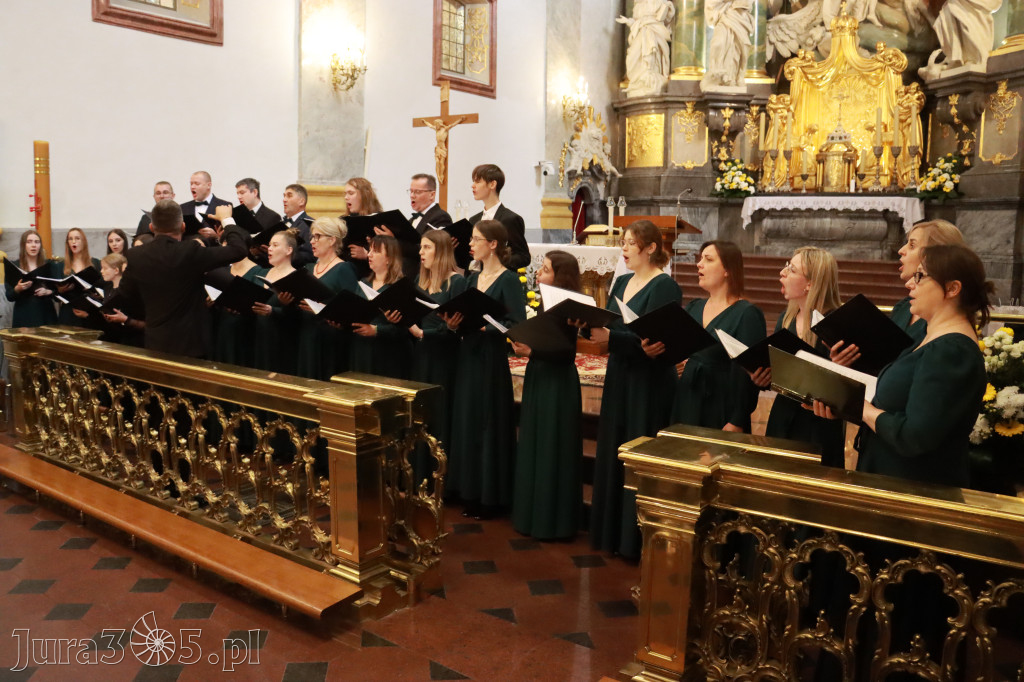 Fotorelacja II: XIV Międzynarodowy Festiwal Chóralnej Pieśni Maryjnej w Koziegłowach