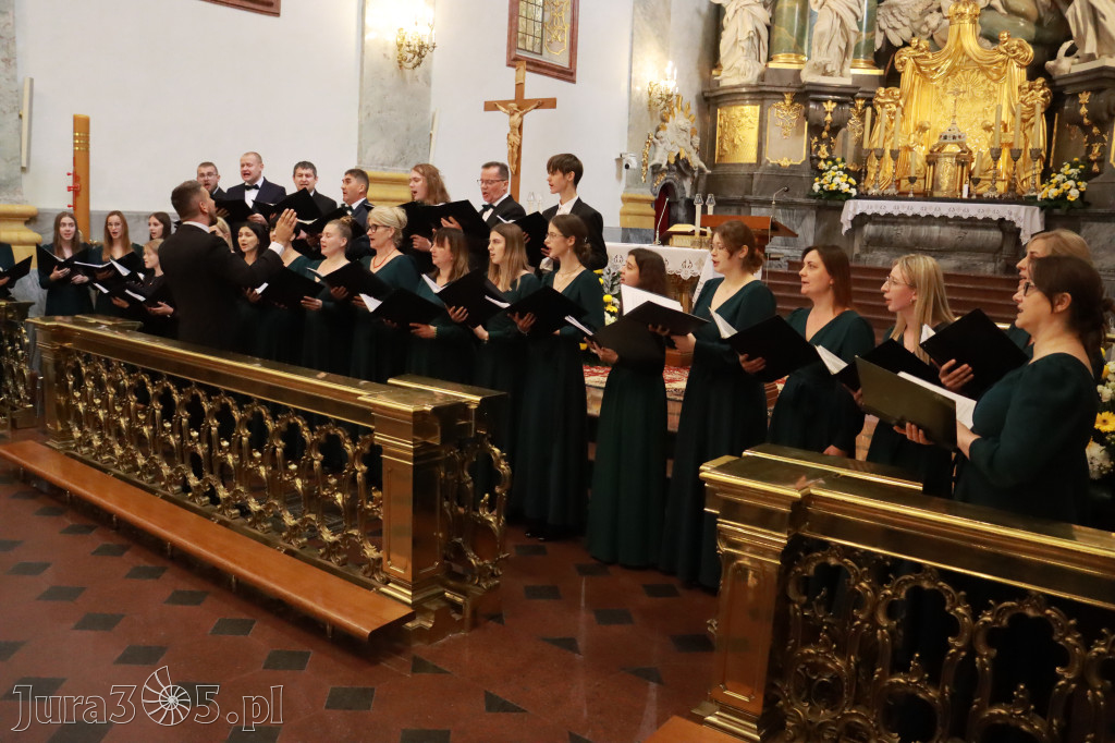 Fotorelacja II: XIV Międzynarodowy Festiwal Chóralnej Pieśni Maryjnej w Koziegłowach