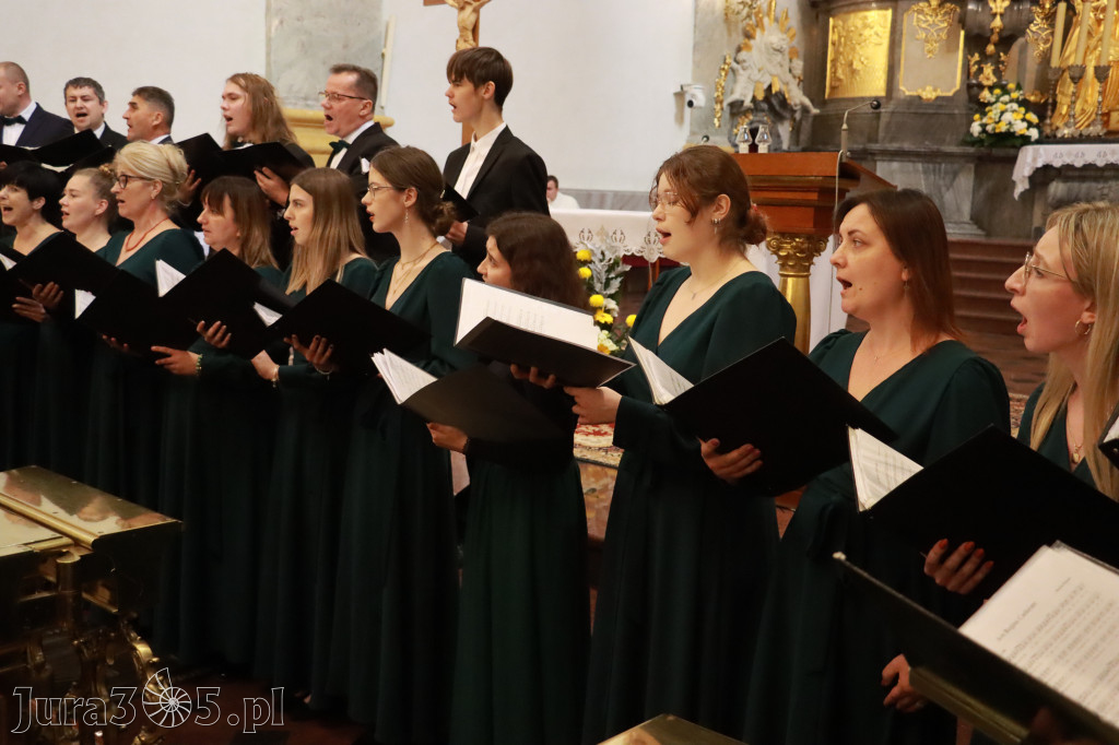 Fotorelacja II: XIV Międzynarodowy Festiwal Chóralnej Pieśni Maryjnej w Koziegłowach