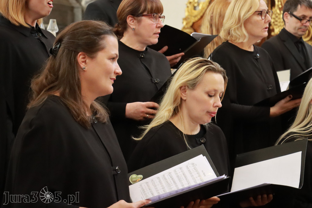Fotorelacja II: XIV Międzynarodowy Festiwal Chóralnej Pieśni Maryjnej w Koziegłowach