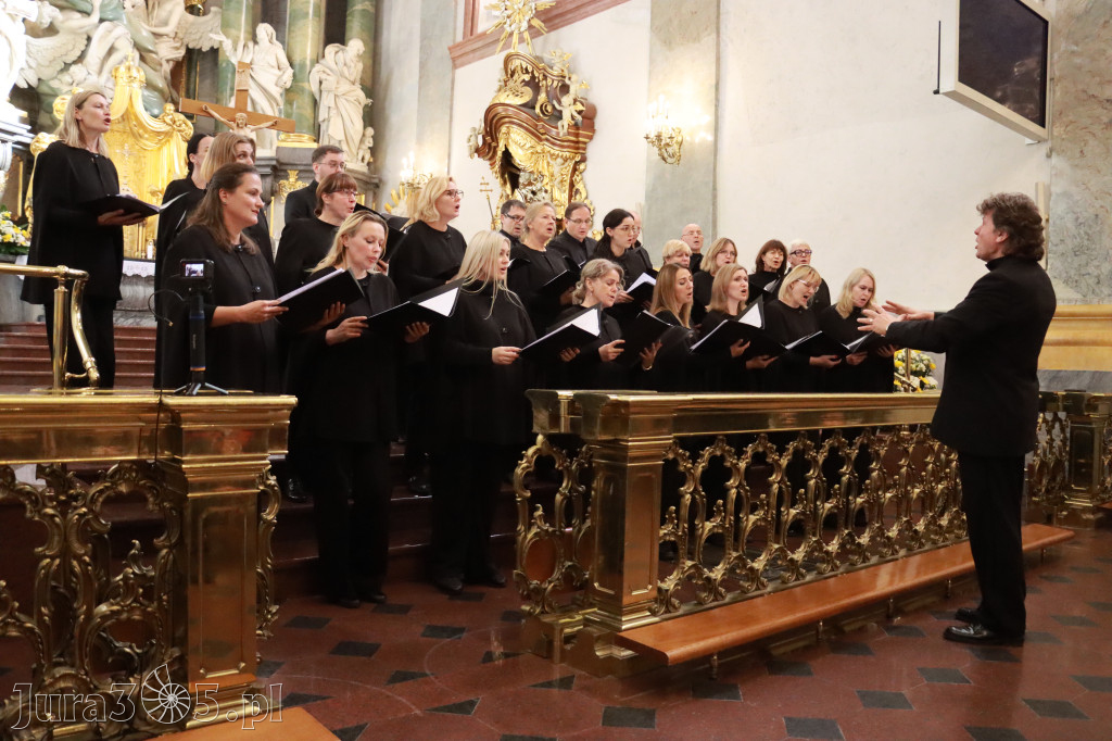 Fotorelacja II: XIV Międzynarodowy Festiwal Chóralnej Pieśni Maryjnej w Koziegłowach