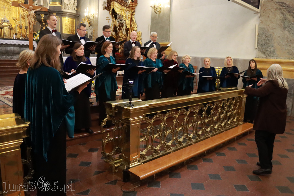 Fotorelacja II: XIV Międzynarodowy Festiwal Chóralnej Pieśni Maryjnej w Koziegłowach