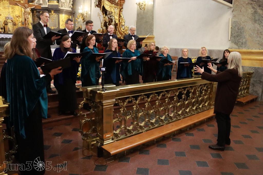 Fotorelacja II: XIV Międzynarodowy Festiwal Chóralnej Pieśni Maryjnej w Koziegłowach